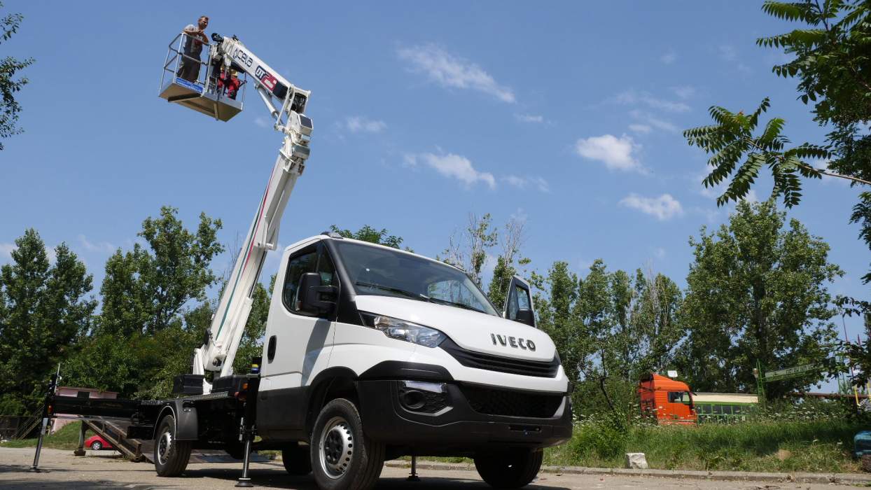 Cela DT 25