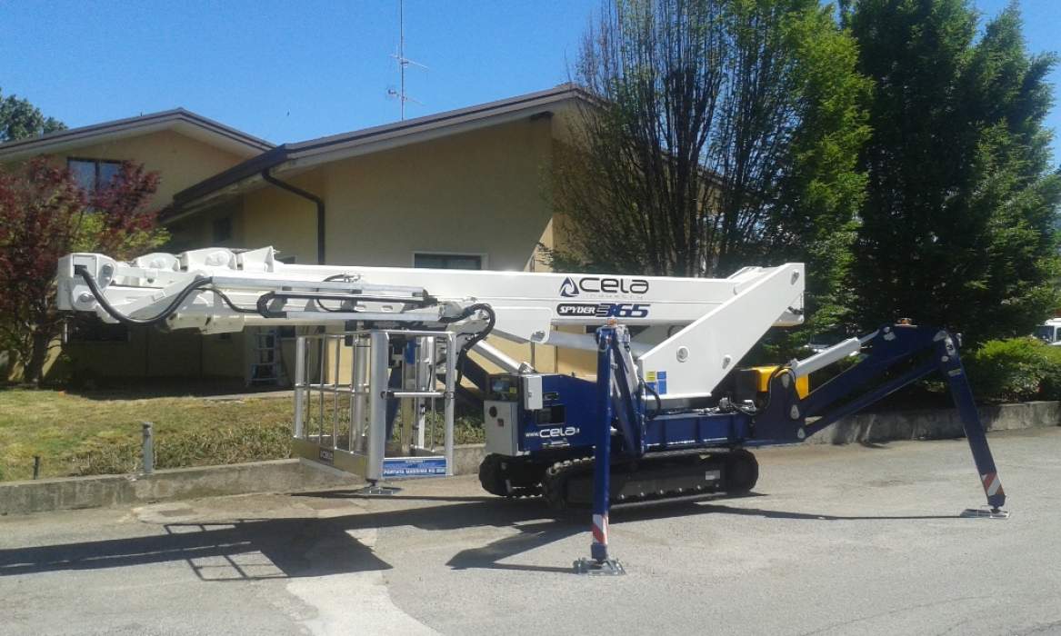 Gumilánctalpas emelő Cela Spyder 365
