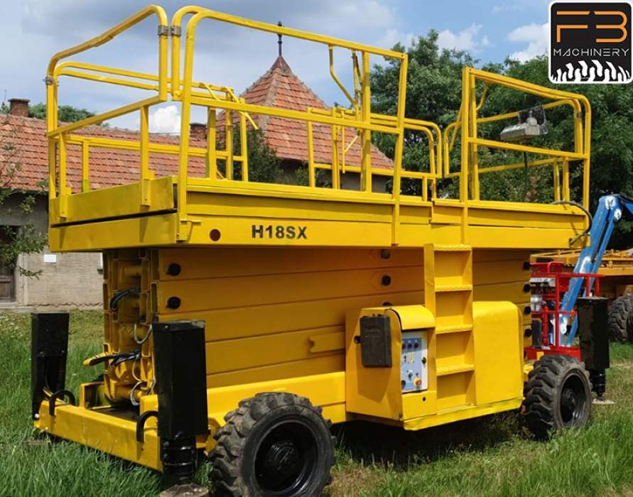 Használt dízel ollós emelő Haulotte H 18 SX