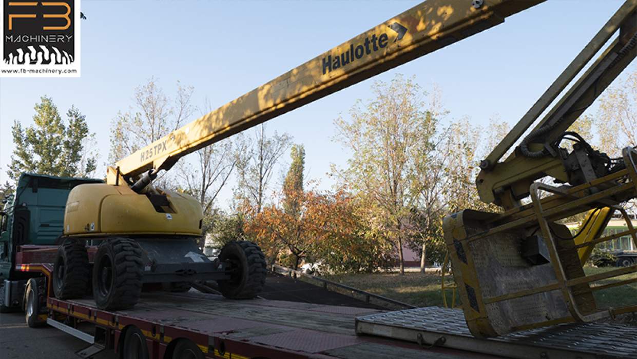 Teleszkópos emelő Haulotte HA 25 TPX használt